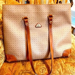 Vintage Cowhide leather bag( Luca style for less)